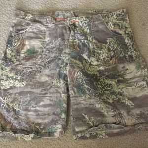 Womens Realtree Shorts size 16